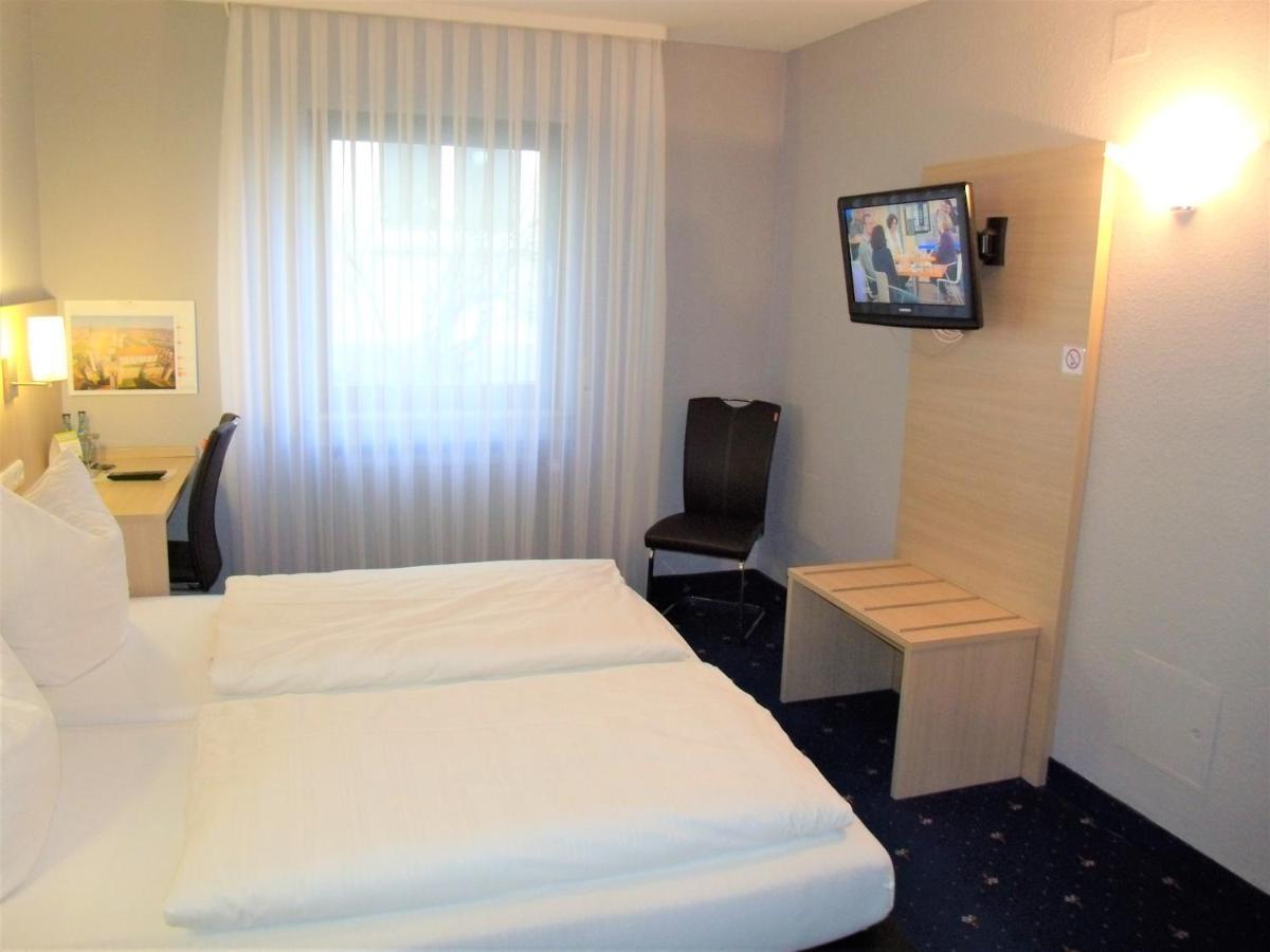 Hotel Brehm Вюрцбург Экстерьер фото