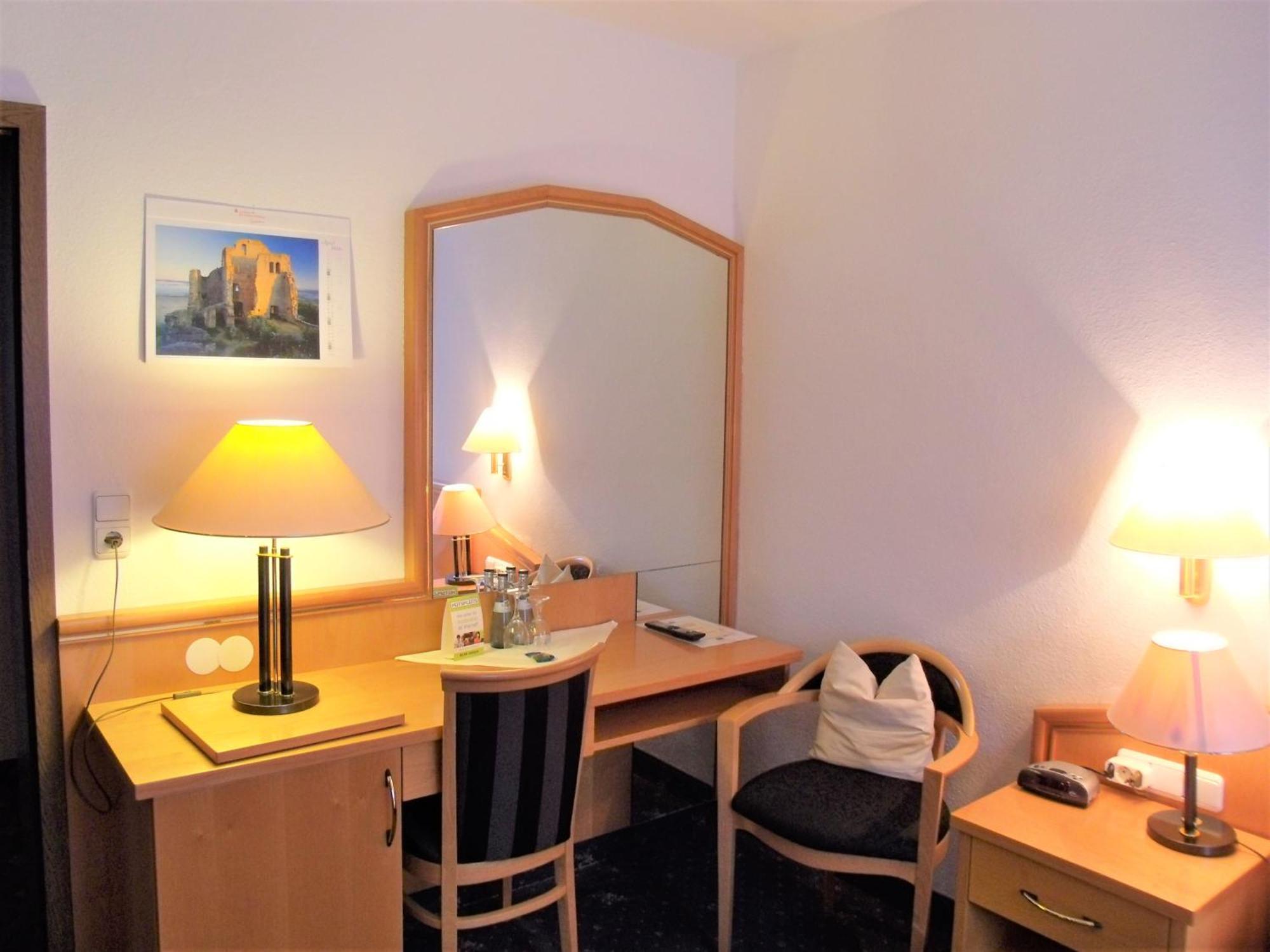 Hotel Brehm Вюрцбург Экстерьер фото